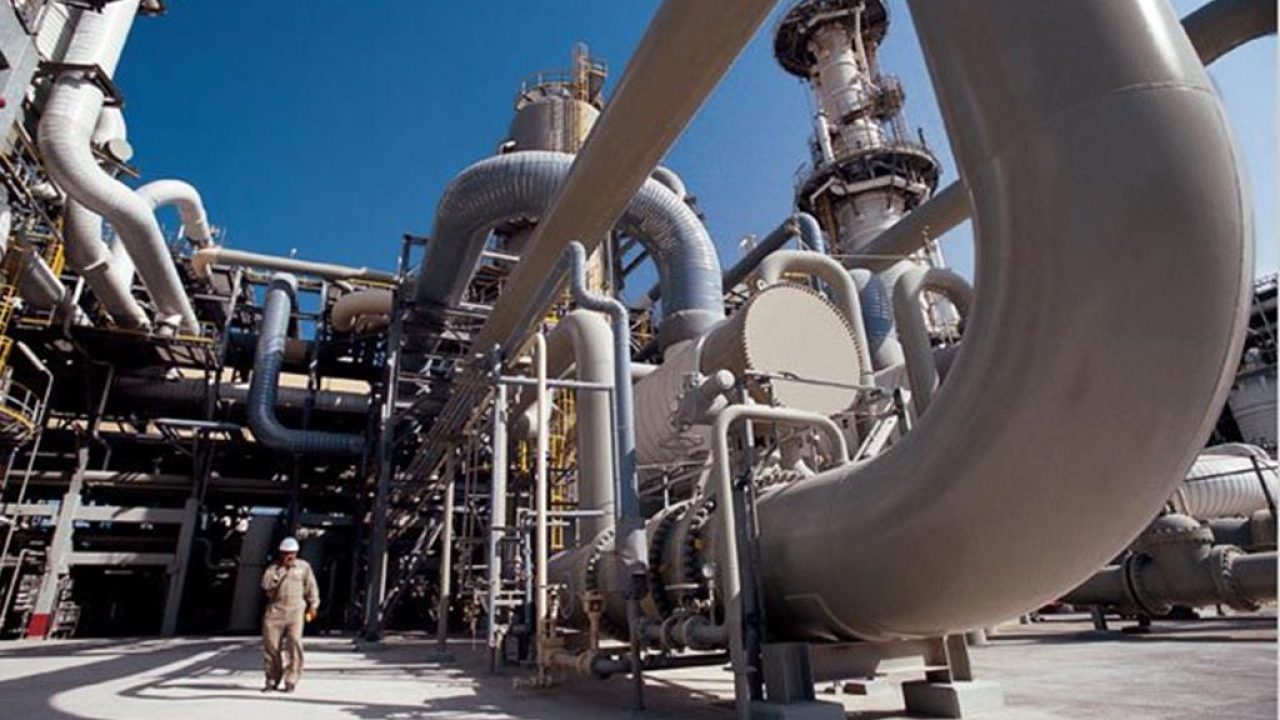 Canadian oil and gas company burns its natural gas to power a bitcoin mining  facility